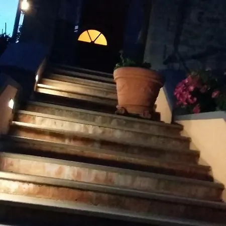Ponte Dei Leoni Montecreto